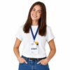 Acreditación A6 en PVC blanco con lanyard azul marino